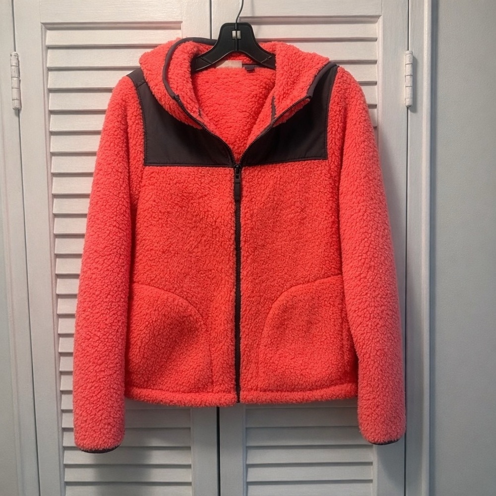 Authentic American Heritage ✨ Hooded Fleece Jacket